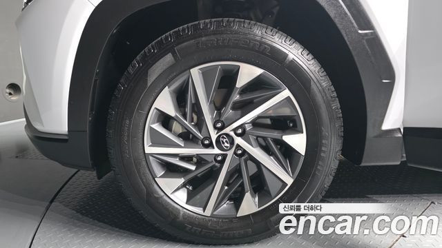 Hyundai Tucson NX4 Gasoline 1.6 Turbo 2WD Modern - фото 4