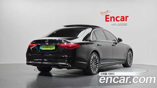 Mercedes-Benz S-Class W223 S580L 4MATIC - фото 1