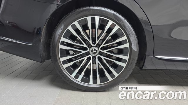 Mercedes-Benz S-Class W223 S580L 4MATIC - фото 4
