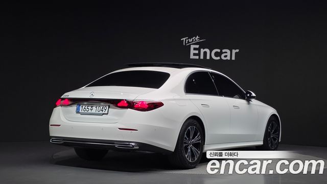 Mercedes-Benz E-Class W214 E200 Avantgarde - фото 1
