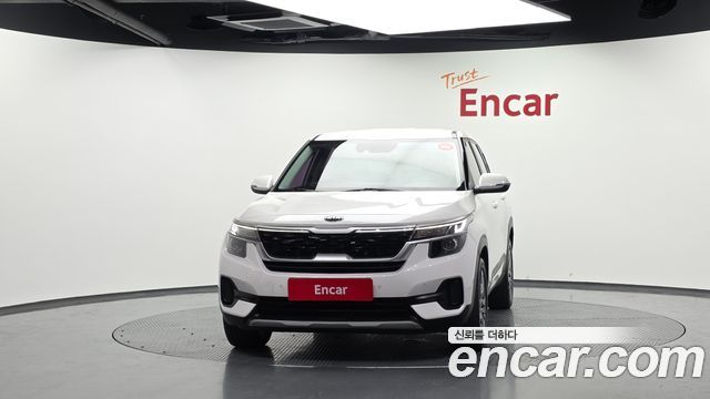 Kia Seltos Diesel 1.6 2WD Prestige - фото 2
