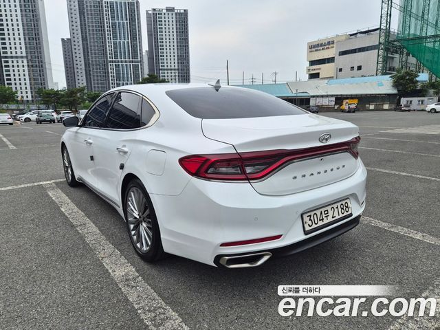 Hyundai Grandeur IG 3.0 Exclusive Special - фото 3