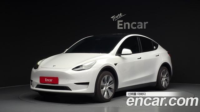 Tesla Model Y RWD - фото 0