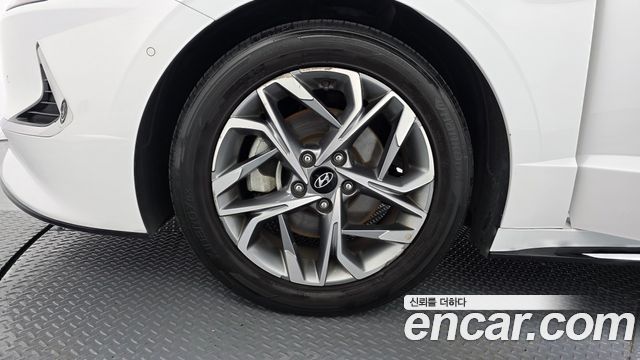Hyundai Sonata DN8 2.0 Premium Family - фото 3