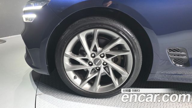Genesis G70 Новый Gasoline 2.0T 2WD - фото 4