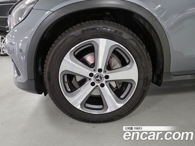 Mercedes-Benz GLC-Class X253 GLC220 d 4MATIC Premium - фото 4