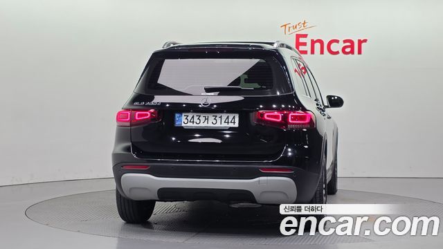 Mercedes-Benz GLB-Class X247 GLB200 d - фото 3
