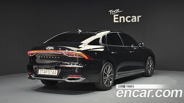 Hyundai Grandeur Новый IG 2.5 Exclusice - фото 1