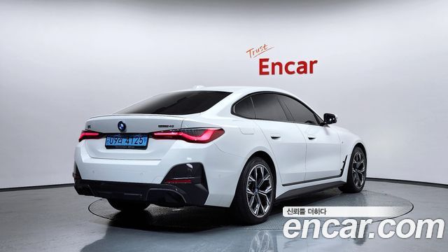 BMW i4 eDrive40 M Sports Pro - фото 1