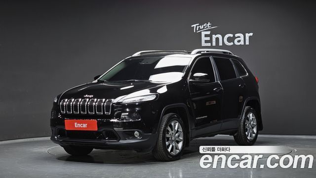 Jeep Cherokee KL 2.4 Longitude High AWD - фото 0
