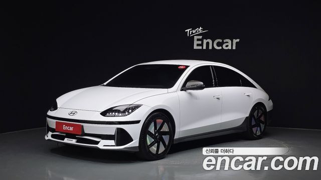 Hyundai Ioniq6 Long Range Exclusive + - фото 0