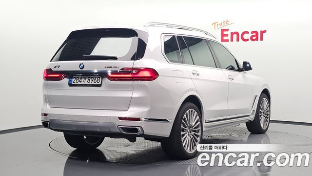 BMW X7 G07 xDrive 40i Design Pure Excellence 7-Seater - фото 0