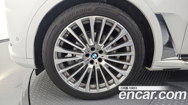 BMW X7 G07 xDrive 40i Design Pure Excellence 7-Seater - фото 3