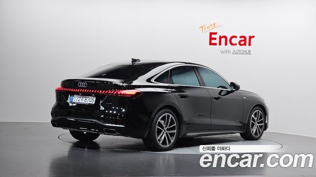 Audi A5 B10 40 TFSI Quattro S Line - фото 1