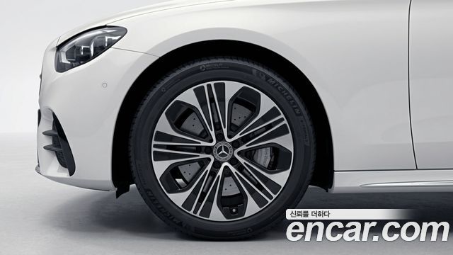 Mercedes-Benz E-Class W214 E350e 4MATIC - фото 4