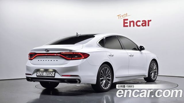 Hyundai Grandeur IG 3.0 Exclusive Special - фото 1