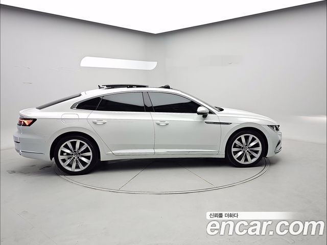 Volkswagen Arteon 2.0 TDI Prestige - фото 1