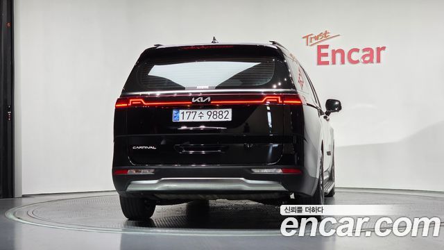 Kia Carnival 4-го поколения 9-Seater Signature - фото 3