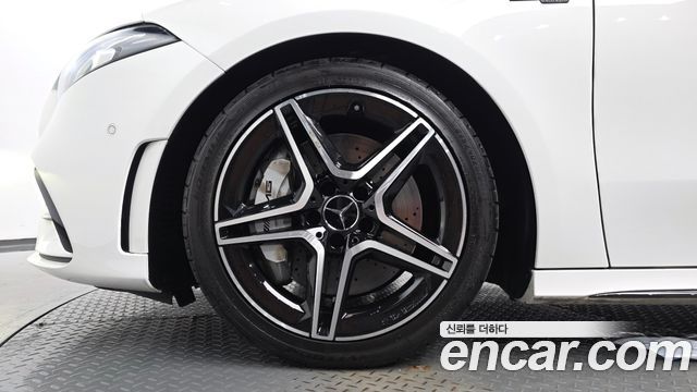 Mercedes-Benz A-Class W177 AMG A35 4MATIC Sedan - фото 3