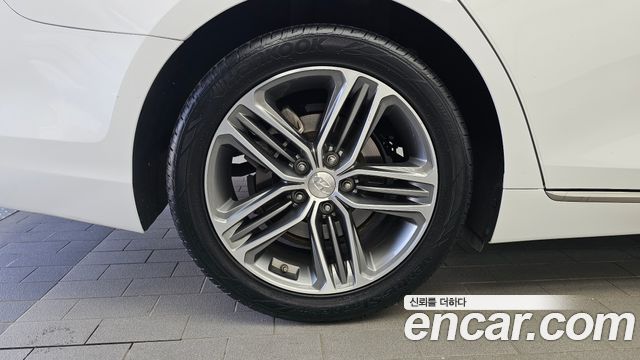 Hyundai Grandeur IG 3.0 LPi Exclusive (Rental Car) - фото 4