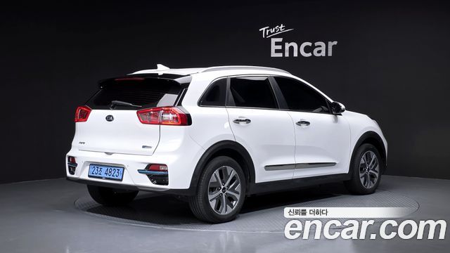 Kia Niro EV Noblesse - фото 1