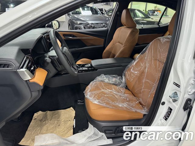 Toyota Camry XV80 2.5 XLE Premium Hybrid - фото 4