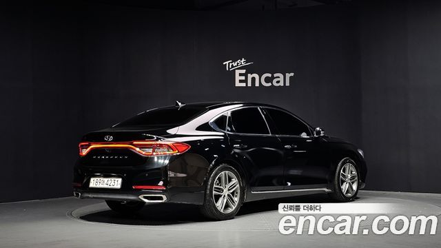 Hyundai Grandeur IG 3.0 LPi Modern (Rental Car) - фото 1