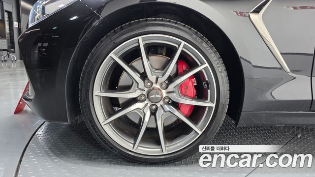 Genesis G70 2.0T AWD Sport Package - фото 4