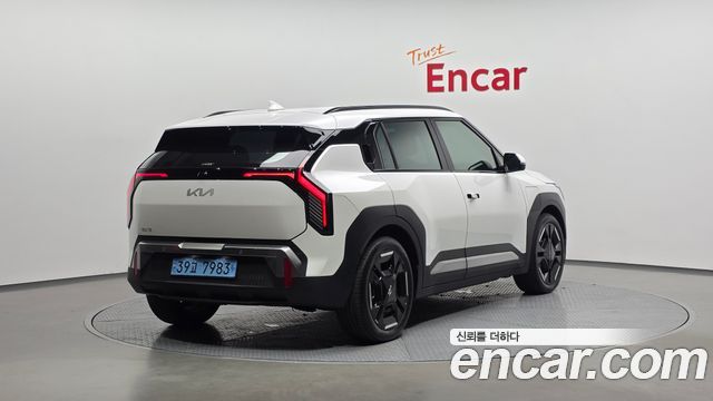 Kia EV3 Long Range 2WD Earth - фото 1
