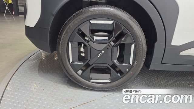 Kia EV3 Long Range 2WD Earth - фото 4