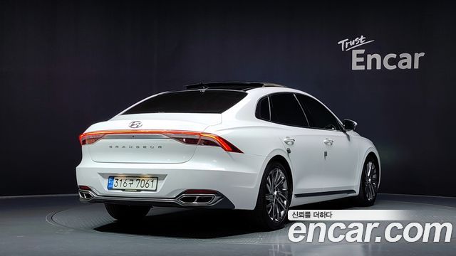 Hyundai Grandeur Новый IG 2.5 Calligraphy - фото 1