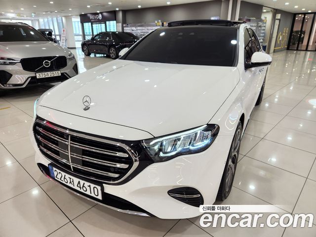 Mercedes-Benz E-Class W214 E220d 4MATIC Exclusive - фото 0