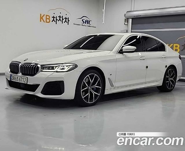 BMW 5-Series G30 530i xDrive M Sport Package - фото 0