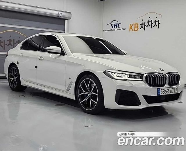 BMW 5-Series G30 530i xDrive M Sport Package - фото 3