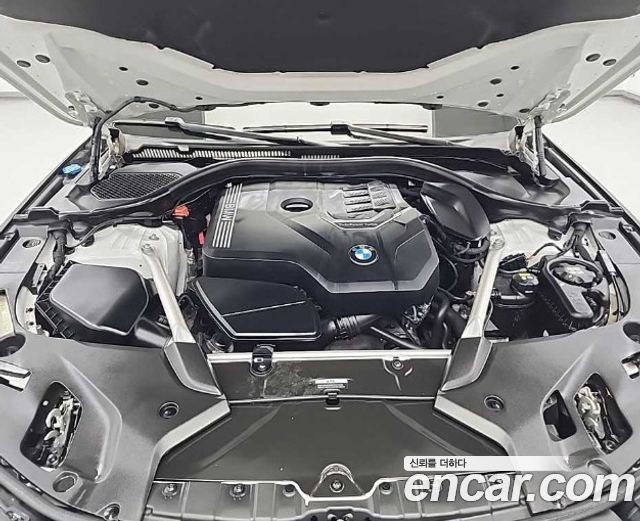 BMW 5-Series G30 530i xDrive M Sport Package - фото 4
