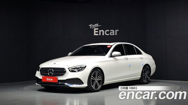 Mercedes-Benz E-Class W213 E250 Avantgarde - фото 0