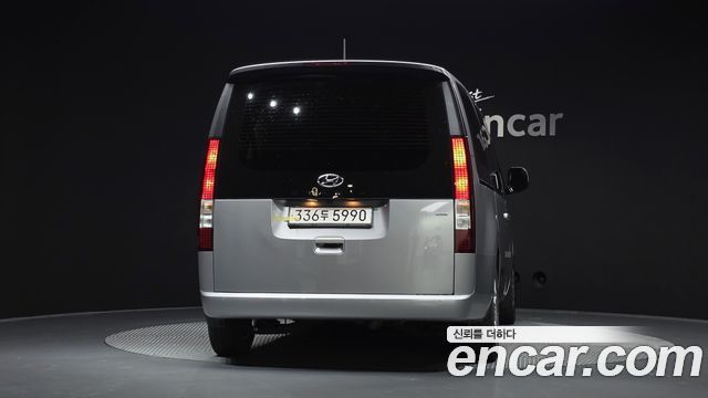 Hyundai Staria 4WD Tourer 9-Seater Modern - фото 3