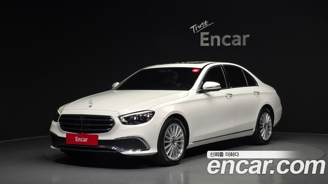 Mercedes-Benz E-Class W213 E250 Exclusive - фото 0