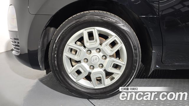 Hyundai Staria Cargo 5-Seater Modern - фото 4