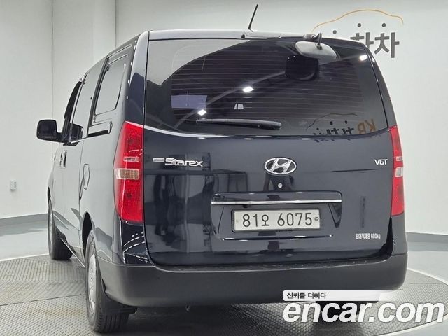 Hyundai Starex Новый Van 5-Seater Style - фото 1