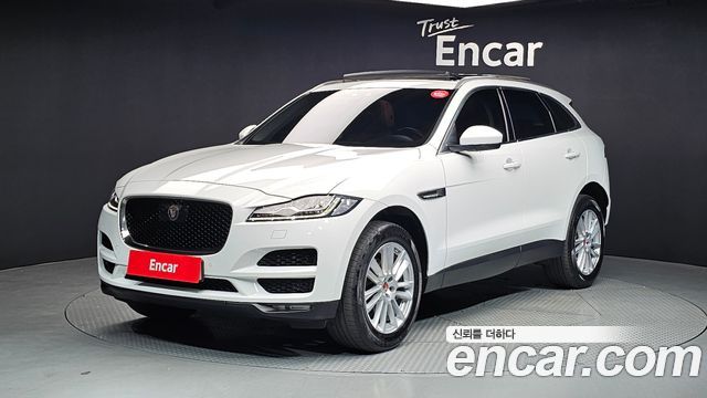 Jaguar F-PACE 20d Portfolio - фото 0