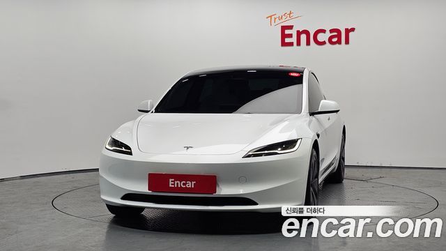 Tesla Model 3 RWD - фото 2
