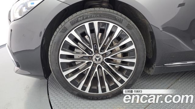 Mercedes-Benz S-Class W223 S580L 4MATIC - фото 4