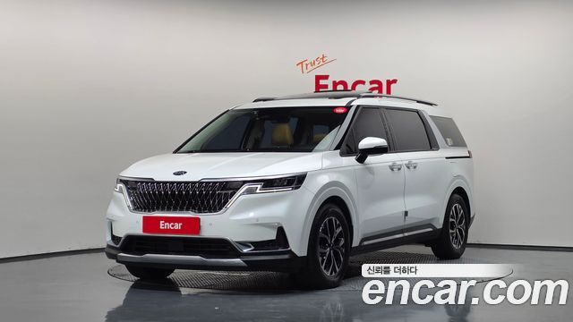 Kia Carnival 4-го поколения 9-Seater Noblesse - фото 0