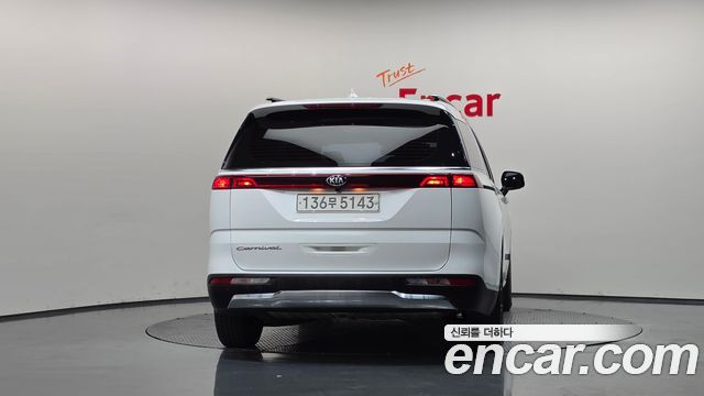 Kia Carnival 4-го поколения 9-Seater Noblesse - фото 3