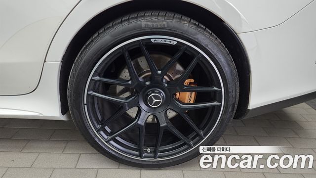 Mercedes-Benz AMG GT 4Door 43 4MATIC+ - фото 4