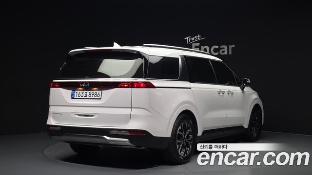 Kia Carnival 4-го поколения 9-Seater Noblesse - фото 1