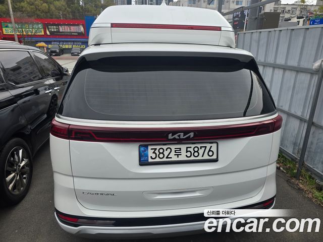 Kia Carnival 4-го поколения 7-Seater Hi-Limousine Signature - фото 1