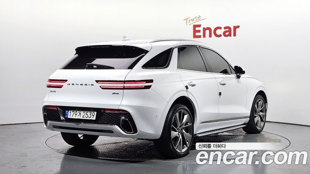Genesis GV70 2.5T Gasoline AWD - фото 1