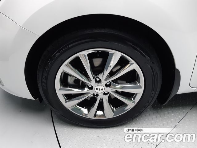 Kia Carnival Новый 7-Seater Limousine VIP - фото 4